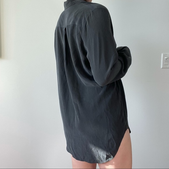 Everlane Black Silk Button Front Collared Shirt Long Sleeve - Picture 2 of 6